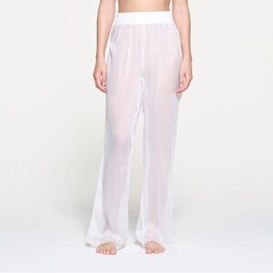 SKIMS Smocked Romance Pant - White
